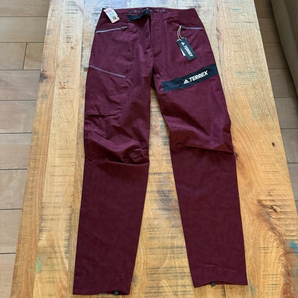 adidas Terrex Primeknit Waterproof Hiking Pants Size Medium - Picture 6 of 16